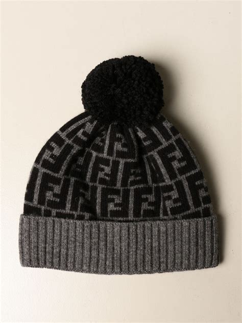 cappello fendi nero